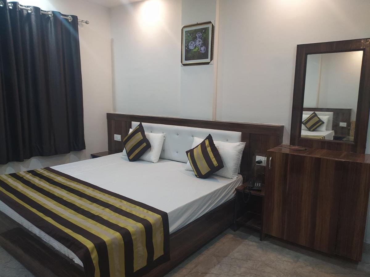 Hotel Royal Central By Akc Hotels Haridwār Esterno foto