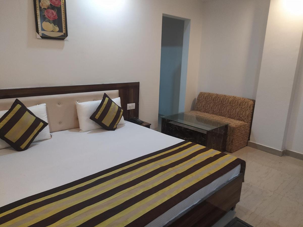 Hotel Royal Central By Akc Hotels Haridwār Esterno foto